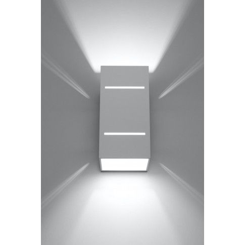 Szczegółowe zdjęcie nr 4 produktu Minimalistyczny kinkiet LED E751-Blocci - biały