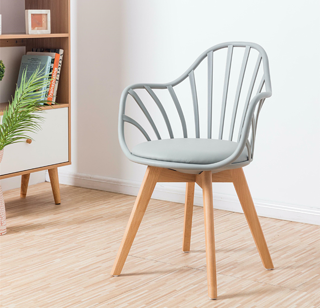 Drewniane krzesło Malene 3X szare - patyczak