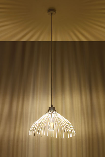 Biała loftowa lampa wisząca EX583-Tulius z designerskim kloszem