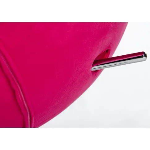 Welwetowy fotel z podłokietnikami fuksja Eggi 2X