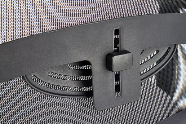 Regulowane oparcie fotela gabinetowego Romina