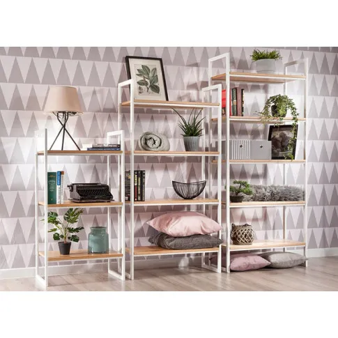 Aranżacja z wykorzystaniem białego regału industrialnego Verdon