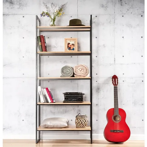 Aranżacja z czarnym minimalistycznym regałem Verdon 10X