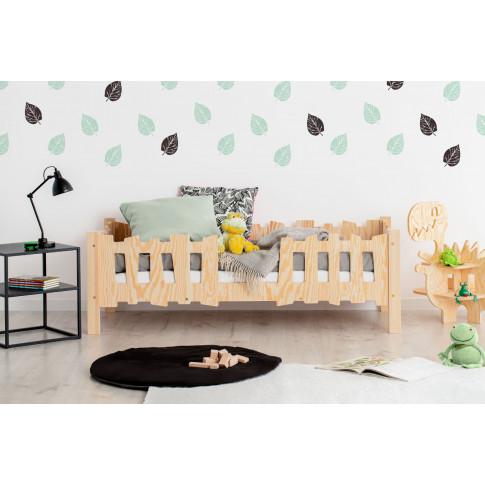 Drewniane minimalistyczne lozko dzieciece Tiffi 3X