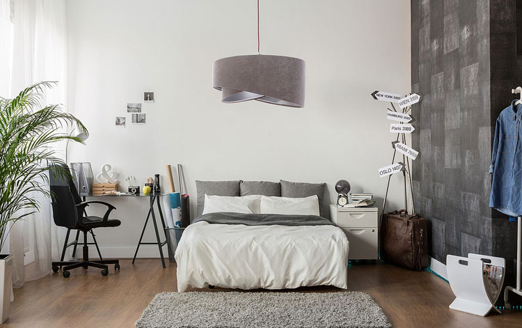 Welurowa lampa wisząca z asymetrycznym abażurem EX974-Duso