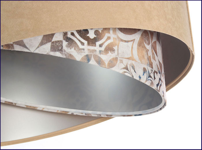 Beżowa welurowa lampa wisząca z asymetrycznym abażurem EXX27-Nepo