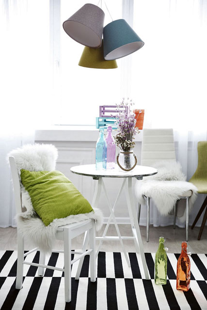 Kolorowa lampa wisząca EXX71-Dorset z trzema welurowymi abażurami