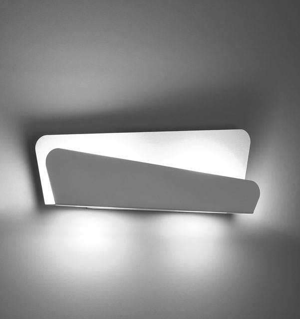Biały minimalistyczny kinkiet EXX201-Basilo o geometrycznym kształcie