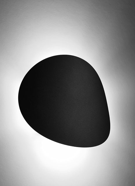 Czarny minimalistyczny kinkiet EXX203-Sensit