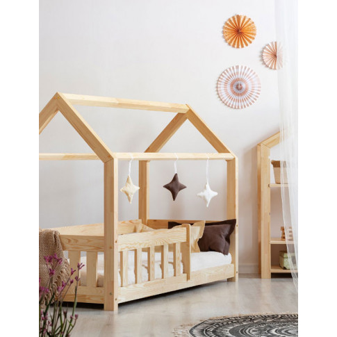 Drewniane jednoosobowe łóżko dziecięce Rikko