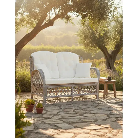 2 osobowa szara sofa rattanowa z lnianą tapicerką   Tygo