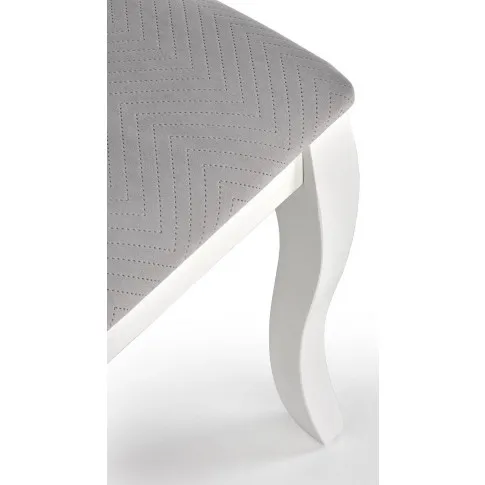 Białe krzesło medalion z tapicerowanym siedziskiem Windsor