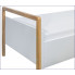 Białe nowoczesne łóżko dla dzieci z dębowymi nogami Benny 2X
