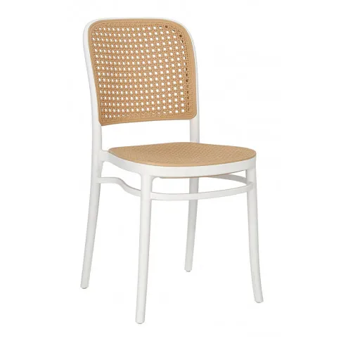 Białe krzesło Aparro do salonu