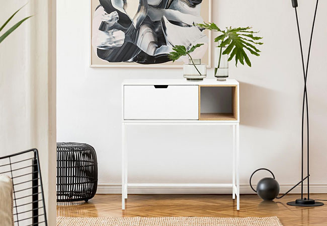 Biały sekretarzyk Emodi - dp salonu