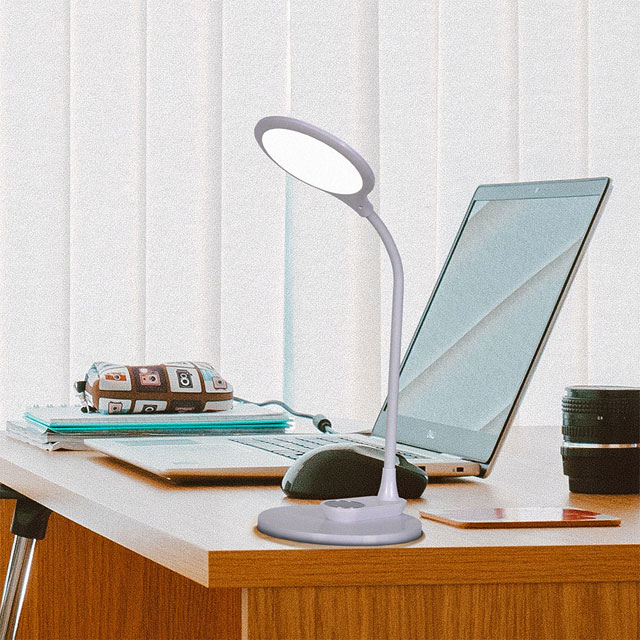 Biała lampka dotykowa biurkowa LED z funkcją kinkietu S268-Power