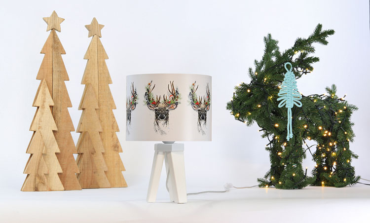 Świąteczna lampka nocna stołowa z abażurem w renifery S285-Desert