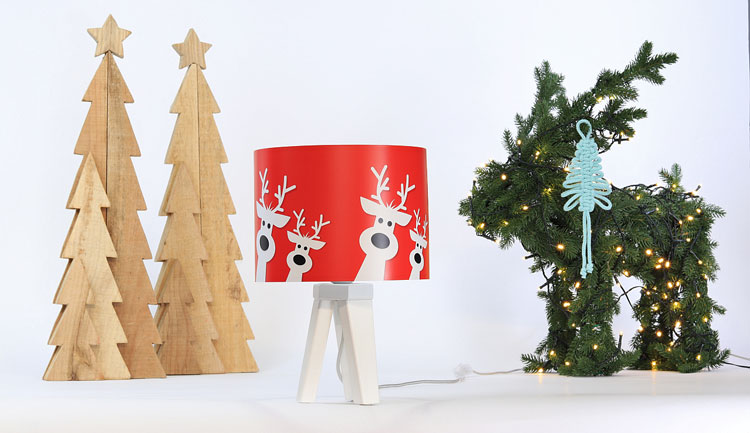 Świąteczna lampka nocna trójnóg z abażurem w renifery S286-Sorrento