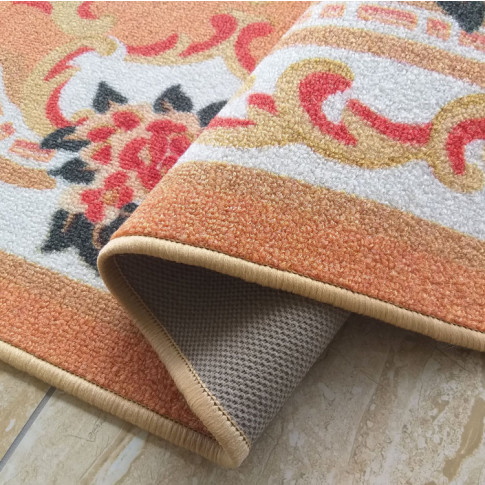 Pomarańczowy klasyczny dywan do salonu Mardes
