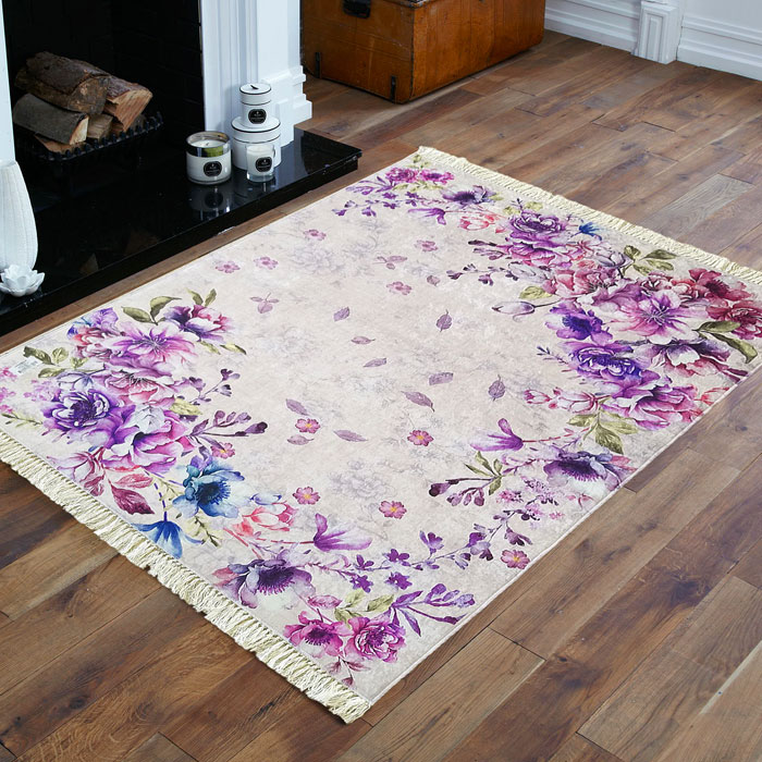 Jasnoszary miękki dywan w fioletowe kwiaty Rubiox