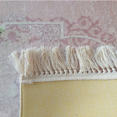 Różowy prostokątny dywan do przedpokoju Kortino