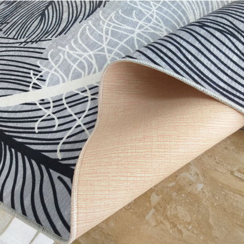 Jasnoszary dywan w nowoczesne wzory Ruselos