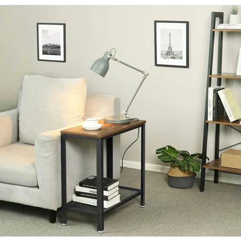 Salon z wykorzystaniem konsoli z półką z metalowej siatki Mirasalo 4X