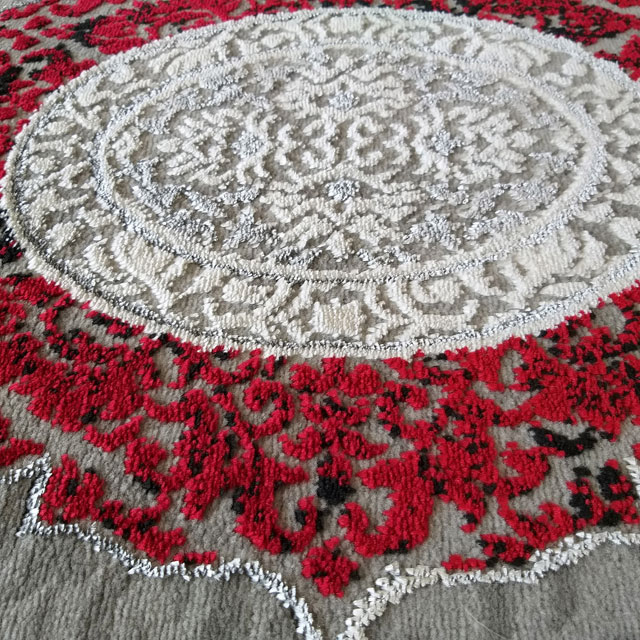 Szaro-czerwony prostokątny dywan do przedpokoju Logar 3X
