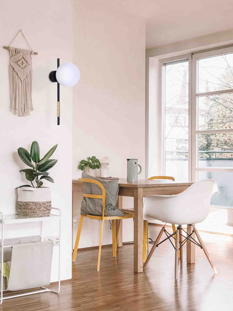 Nowoczesny kinkiet ze szklanym kloszem S794-Lergo