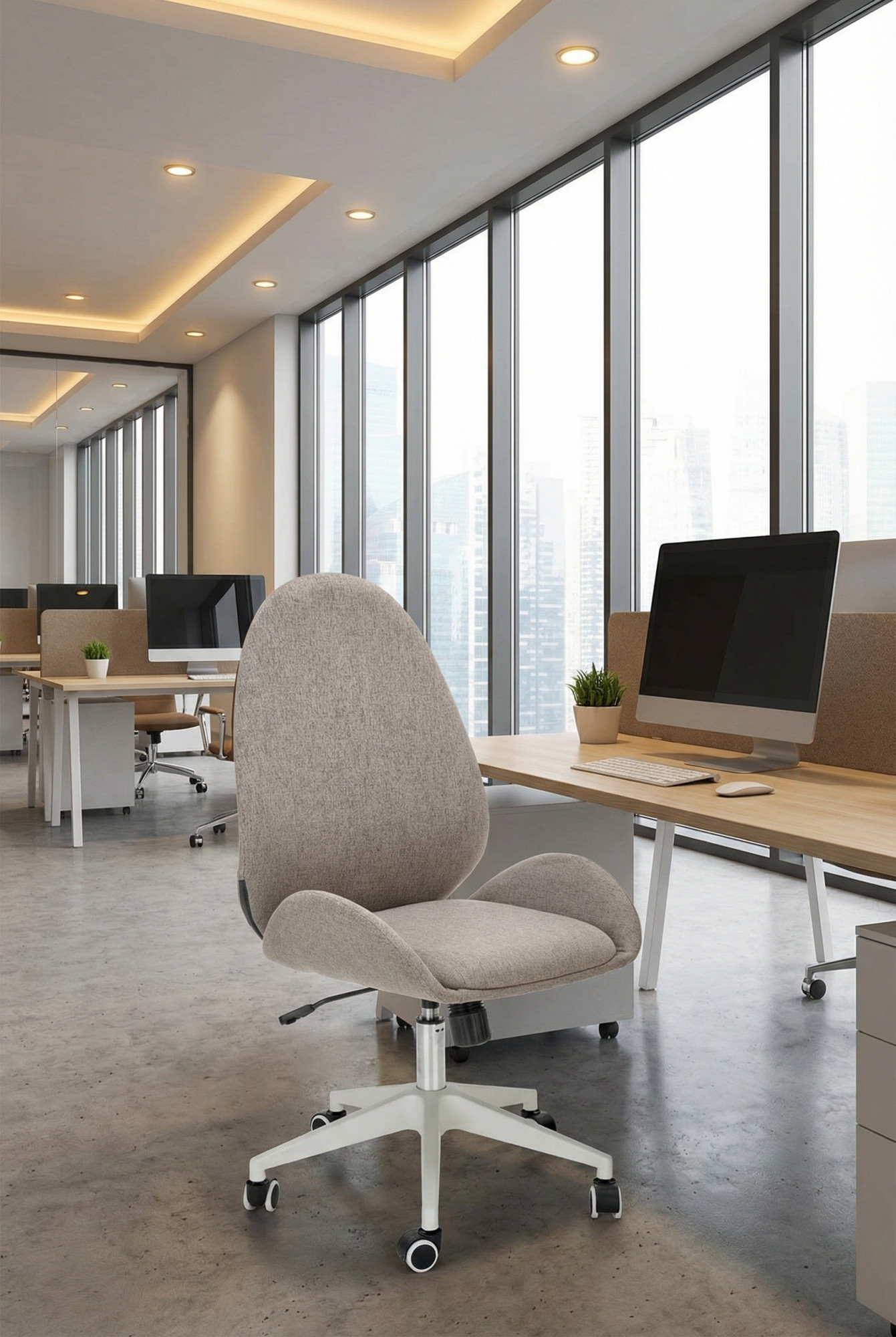 Biuro z wykorzystaniem szarego fotela obrotowego tapicerowanego Fugi