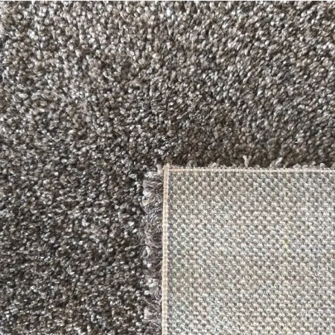 Nowoczesny dywan pokojowy typu shaggy Trino