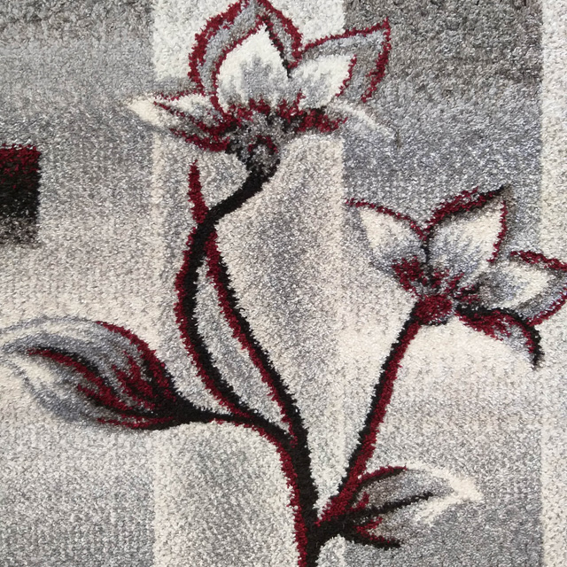 Szaro-czerwony nowoczesny dywan z  motywem kwiatów Berko