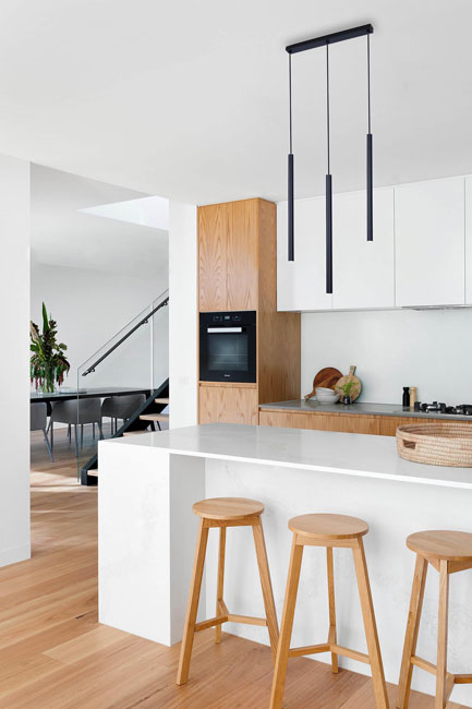 Nowoczesna lampa wisząca z 3 tubami S811-Votto