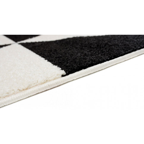 prostokątny dywan pokojowy trójkaty maero 8x