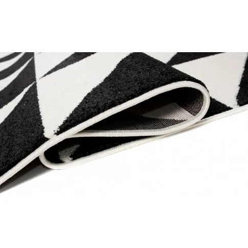 czarno biały dywan skandynawski maero 4x