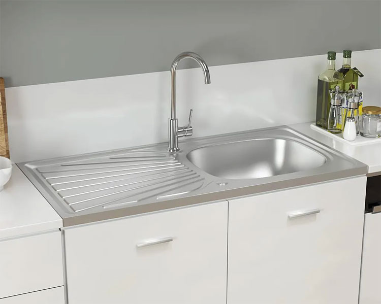 Srebrny stalowy zlewozmywak Olieta