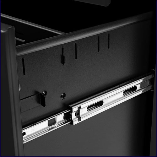 Kontenerek pod biurko na kółkach zamykany na klucz Wox 3X
