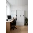 Jasnoszara szafa na klucz z przesuwnymi drzwiami SOLIS