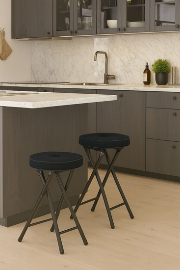 Tapicerowany granatowy stołek kuchenny Ixo