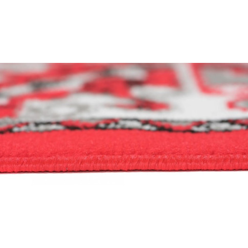 czerwony dywan naksi wzorzysty