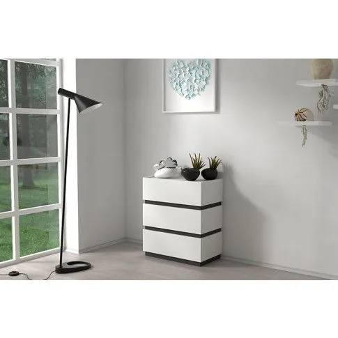 Zdjęcie biała komoda do sypialni Toviros 2X | Edinos.pl