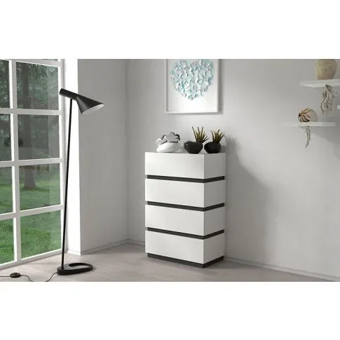 Zdjęcie stojąca biała komoda z 4 szufladami Toviros 4X | Edinos.pl