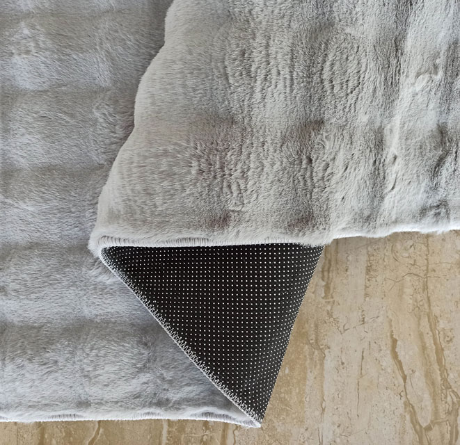Szary puszysty dywan typu shaggy 3D Gliko