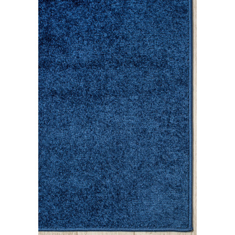 ciemnoniebieski dywan pokojowy jednokolorowy Kavo 3X