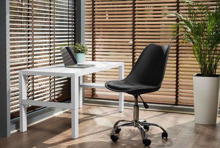 Przykładowe zastosowanie fotela obrotowego Tunier 3X w kolorze czarnym