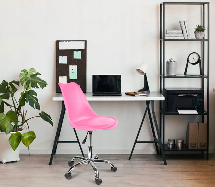 Przykładowe zastosowanie fotela obrotowego Tunier 3X w kolorze różowym