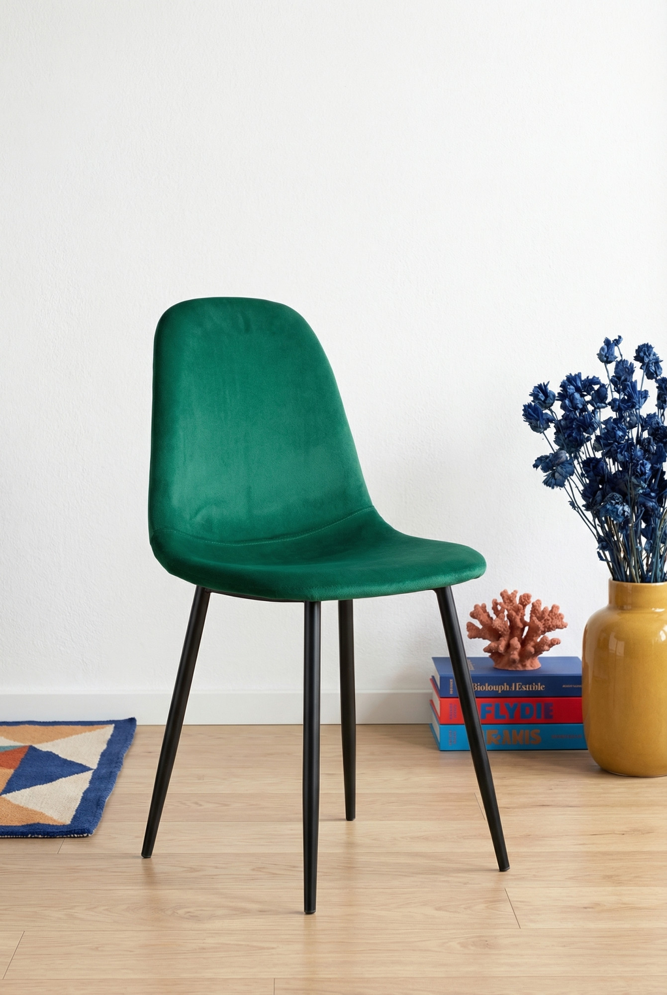 Wizualizaca zieloenego krzesla metalowego Larox 3X