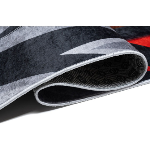 prostokątny młodzieżowy dywan z autem wyścigowym Kazo 5X