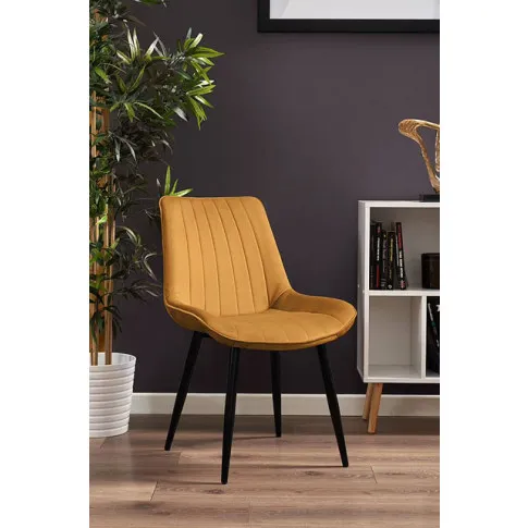 Musztardowe tapicerowane krzesło Agno
