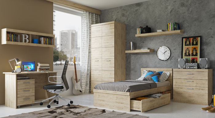 Klasyczna komoda z trzema szufladami Lister XL 6X